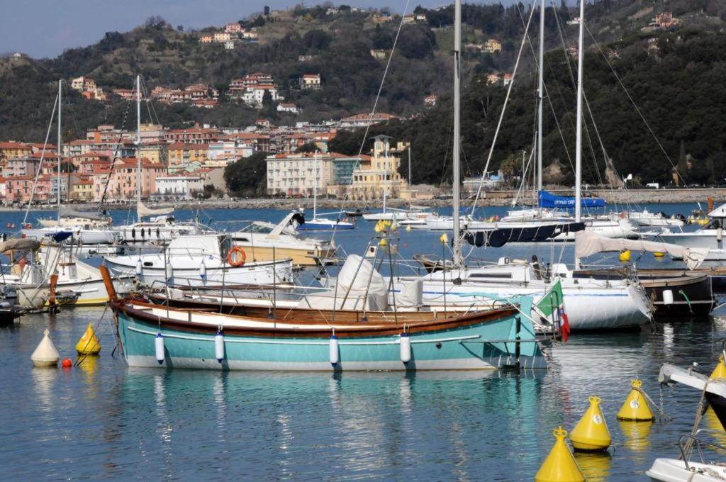 La Finestra Del Pesco Apartman Lerici Kültér fotó